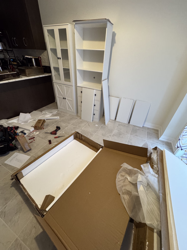 Bookshelf assembly