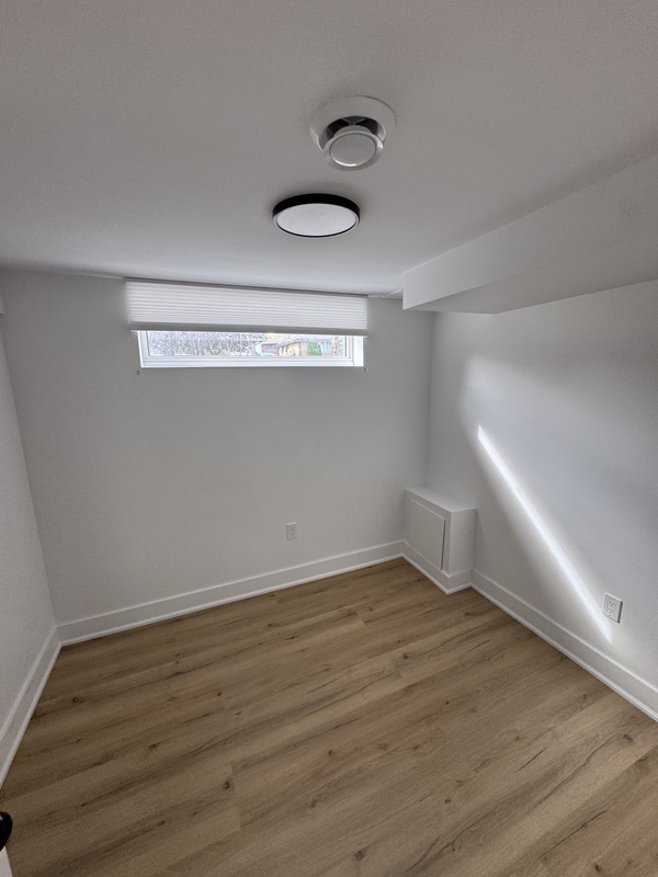 Flooring cutting and fitting