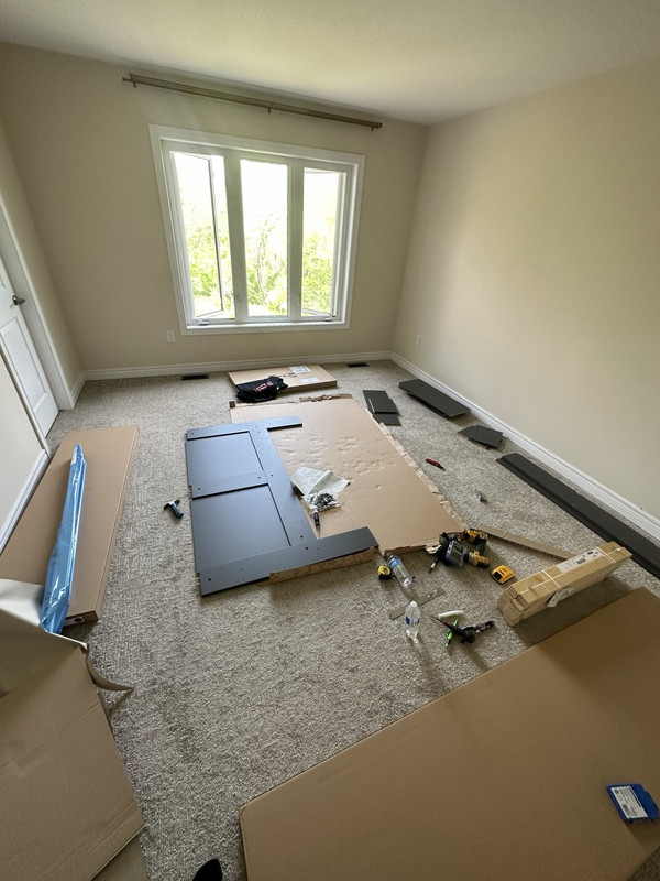 Dresser assembly